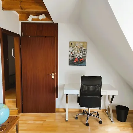 Ruhiges Mit Blick In Den Garten Privat bolig Halstenbek